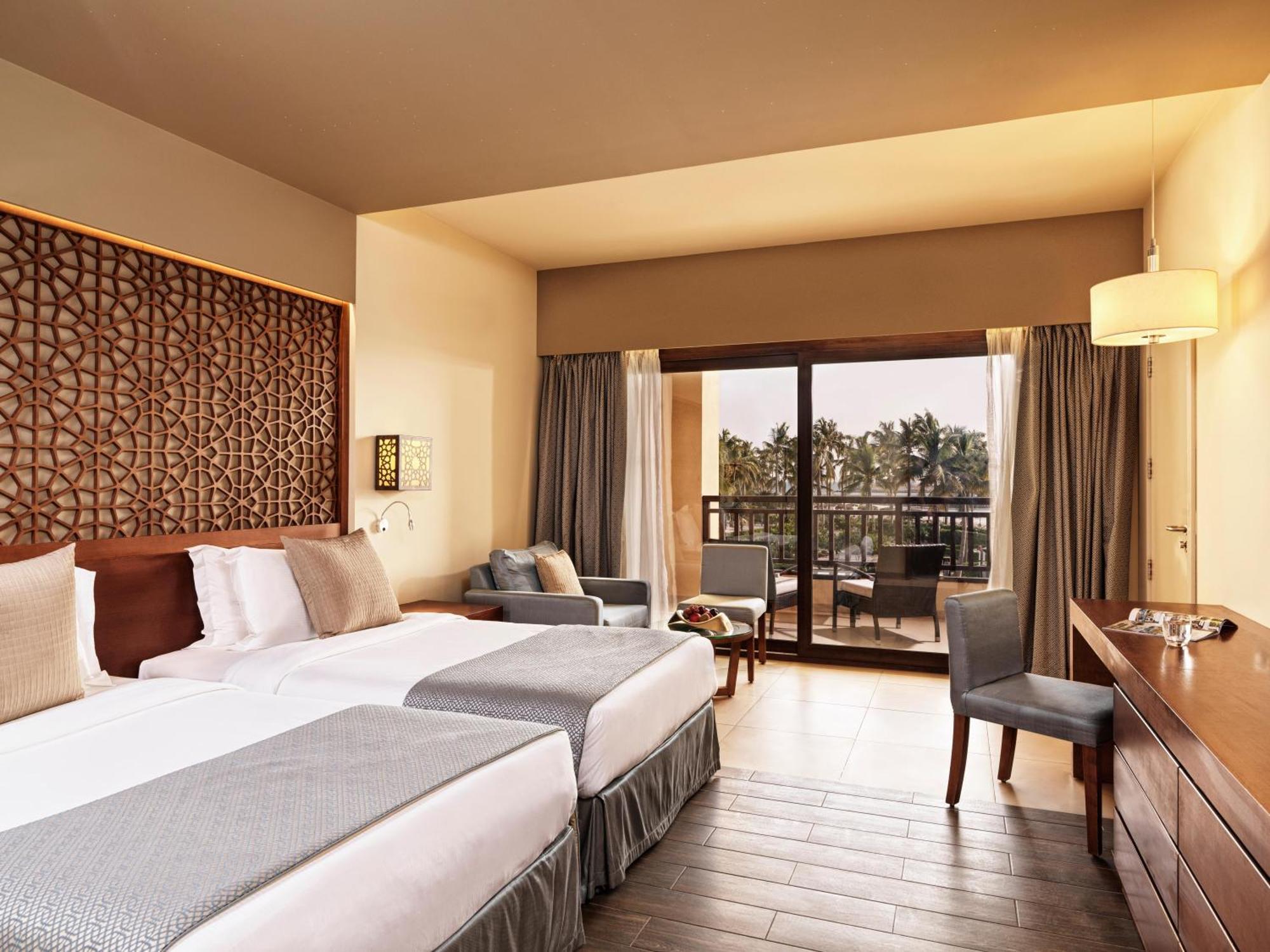 Fanar Hotel & Residences Salála Exteriér fotografie A room at the hotel